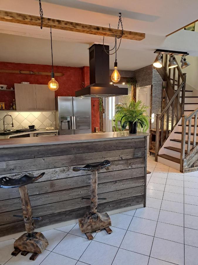 Theys Gite Redrooster Home - 160M2, 4 Ch, 2 Sdb, Fibre, Parking, Sauna, Bain A Remous מראה חיצוני תמונה