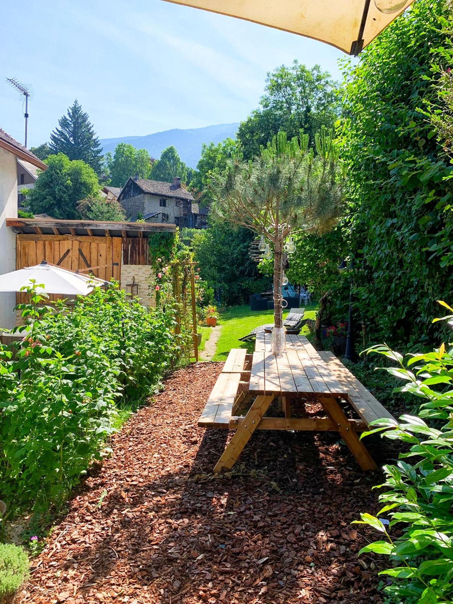 Theys Gite Redrooster Home - 160M2, 4 Ch, 2 Sdb, Fibre, Parking, Sauna, Bain A Remous מראה חיצוני תמונה